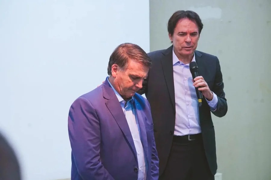 Segundo relato do bispo Robson Rodovalho, da igreja Sara Nossa Terra, o político também enfrentava uma crise persistente de soluços e precisou ser avaliado por um médico.