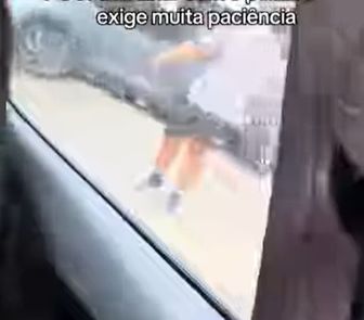 Imagem - Motorista de Uber grava vídeo de situação inusitada com passageiro