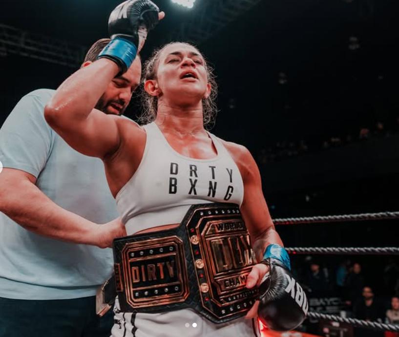 Paraense Paula Bittencourt conquista o cinturão peso-galo feminino do DBX
