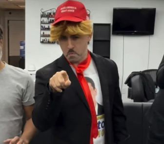 Imagem - Influencer que defende a política repressiva de Trump é preso pelo ICE