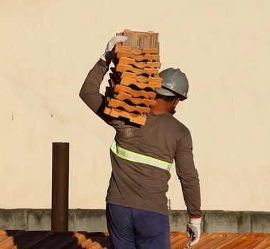 Imagem - Fim da escala 6x1 entra na pauta de 2026 com quatro projetos no Congresso