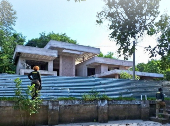 Imagem - MPF aciona justiça contra construção de casa na beira de lago em Alter do Chão