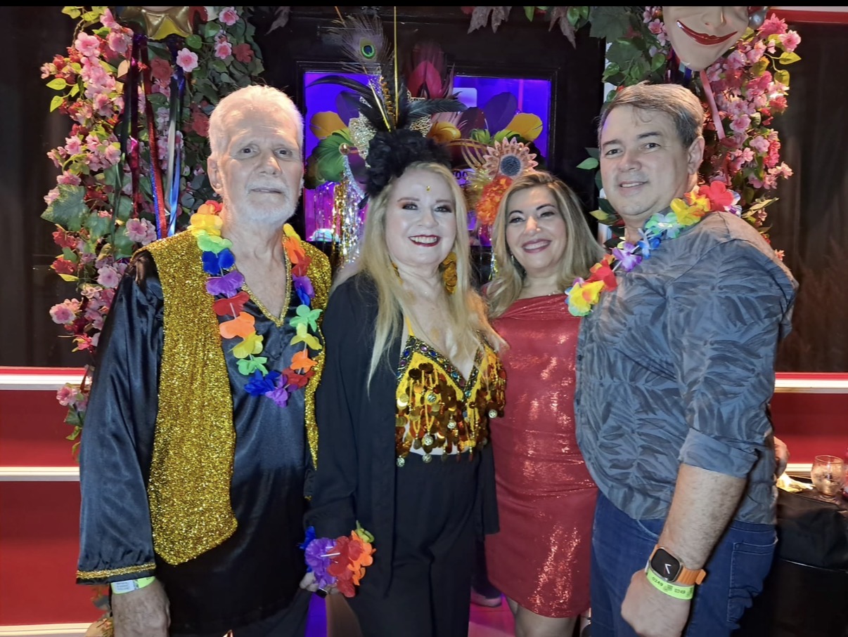 Fabiano e Bete Coutinho Jorge e Felix e Cândida Costa