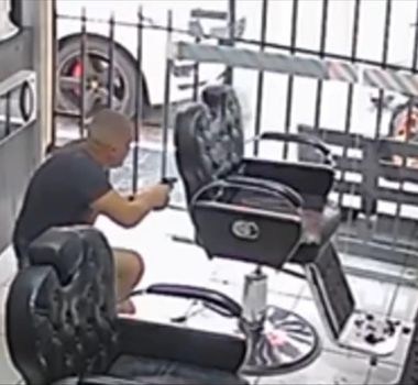 Imagem - Vídeo: PM de folga impede roubo de porsche e mata suspeito em São Paulo