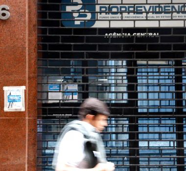 Imagem - Ex-presidente do Rioprevidência é preso em operação sobre Banco Master