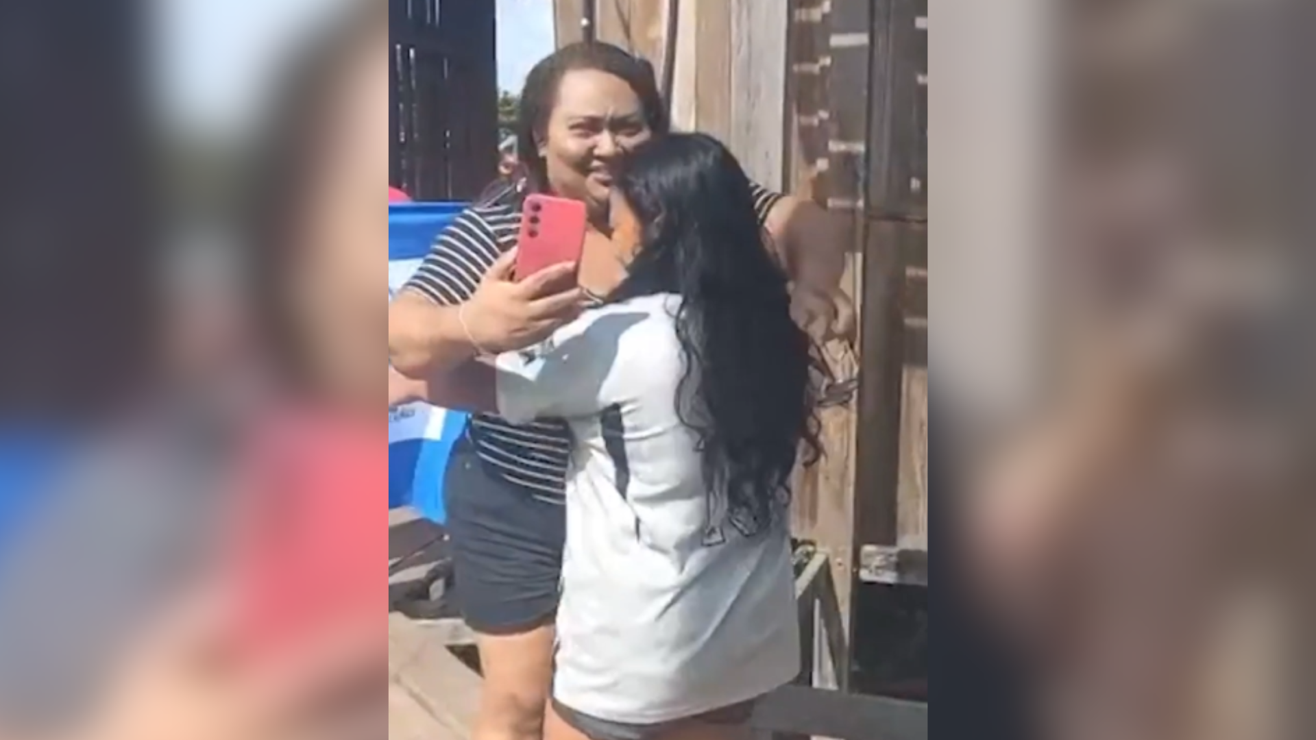 Sem celular ou internet, jovem soube do resultado ao receber a visita surpresa da escola