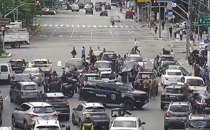 Imagem - Perseguição policial termina em tiroteio na Faria Lima e uma pessoa morre