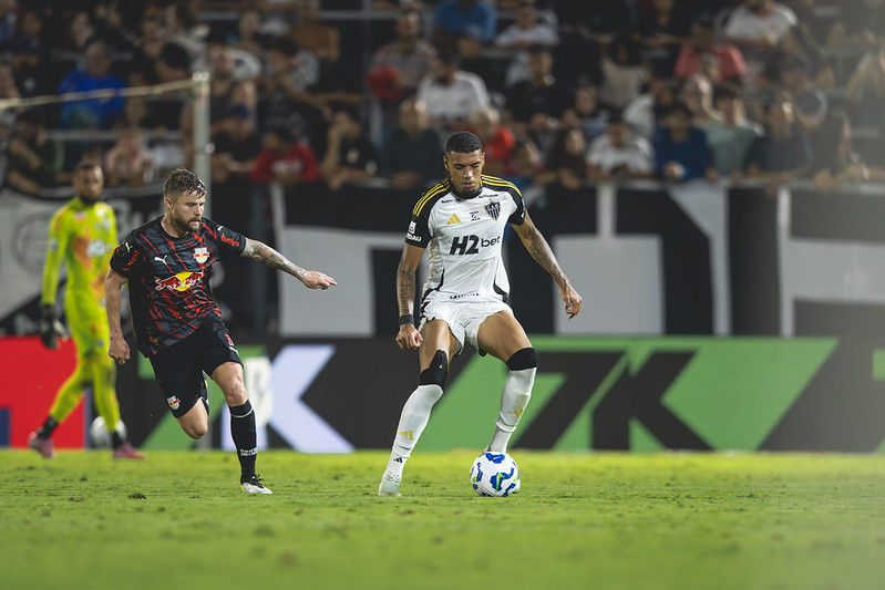 Equipes se enfrentam em Bragança Paulista, no interior de São Paulo - 