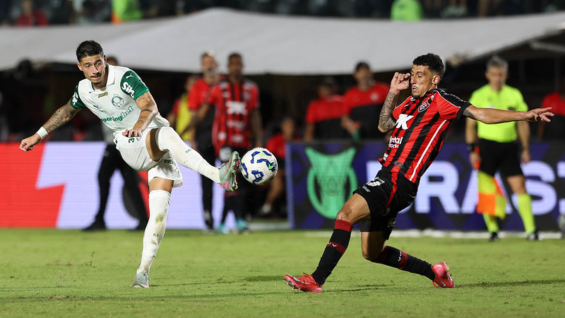 Equipes se enfrentam na Arena Barueri - 