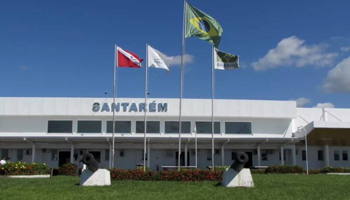 Indígenas bloqueiam acesso ao aeroporto de Santarém em protesto contra dragagem do Rio Tapajós