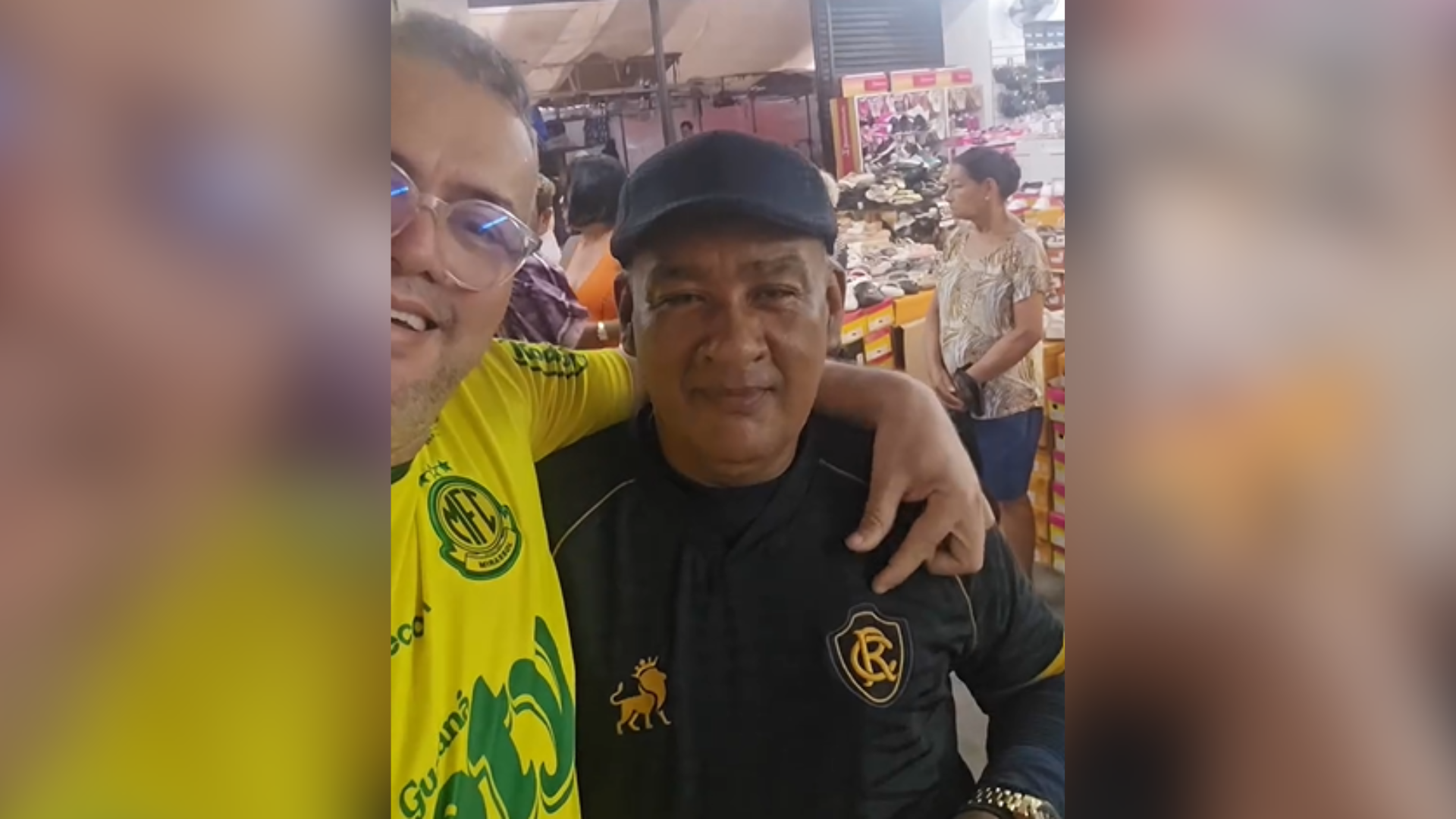 Torcedor do Mirassol ironiza número de conquistas e provoca azulino durante gravação