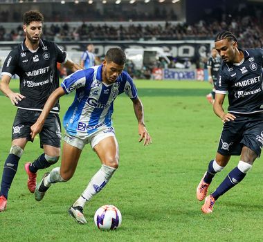 Imagem - Súmula oficial registra pedra lançada por torcedores do Paysandu contra a arbitragem