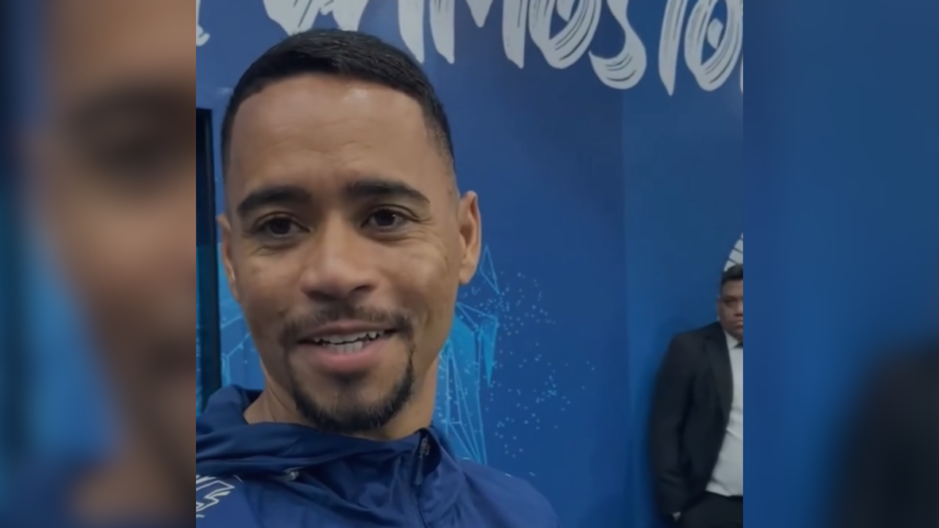 Jogador afirma que apenas viveu o momento do clássico e reforçou respeito à rivalidade