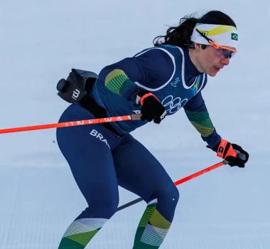 Imagem - Esquiadora brasileira estreia na Olimpíada de Inverno após quase morte