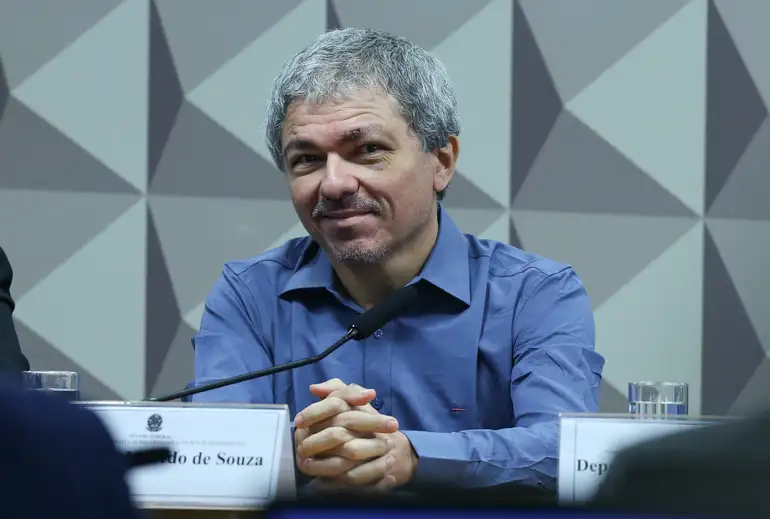 Comparsa de empresário do Pará condenado por bomba em aeroporto pede revogação de prisão