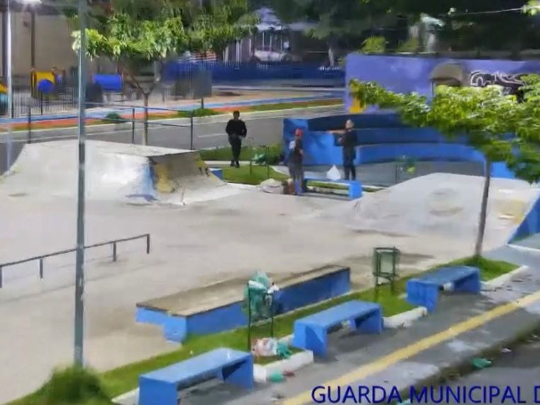 Imagem - Monitoramento eletrônico leva à prisão de suspeitos por furto em parque de Belém