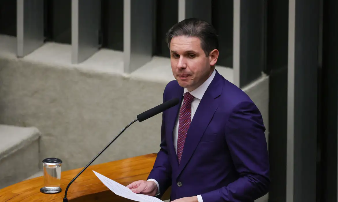 Presidente da Câmara defendeu reajuste aos servidores da Casa

