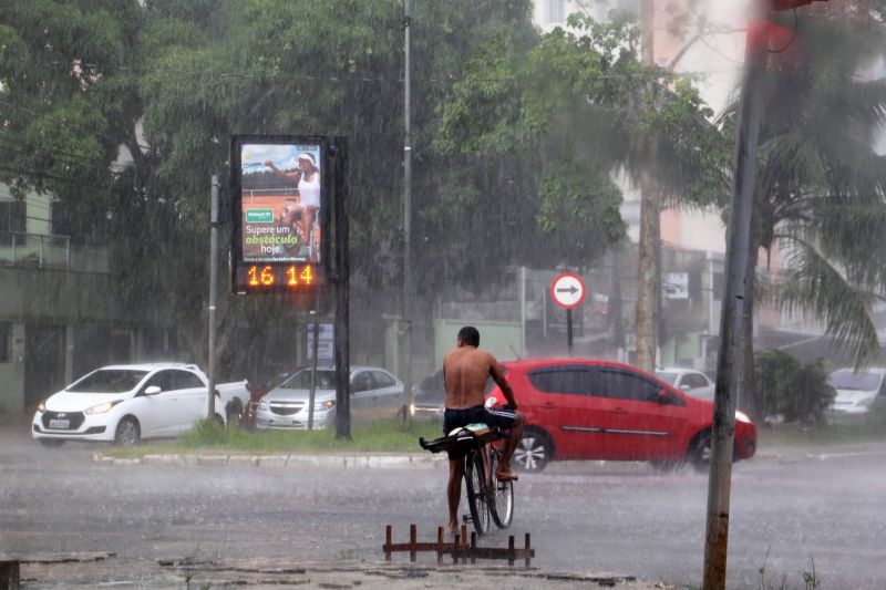 Previsão é de chuva para Belém nesta terça-feira.