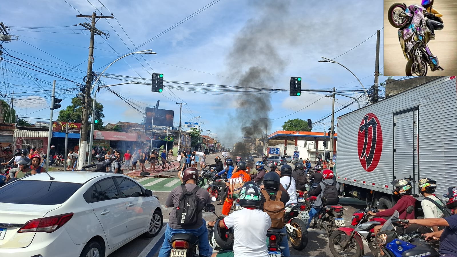 Protesto na Pedro Álvares Cabral, em Belém -