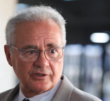 Imagem - Senadores se reúnem com Fachin e pedem acesso à inquérito do Master