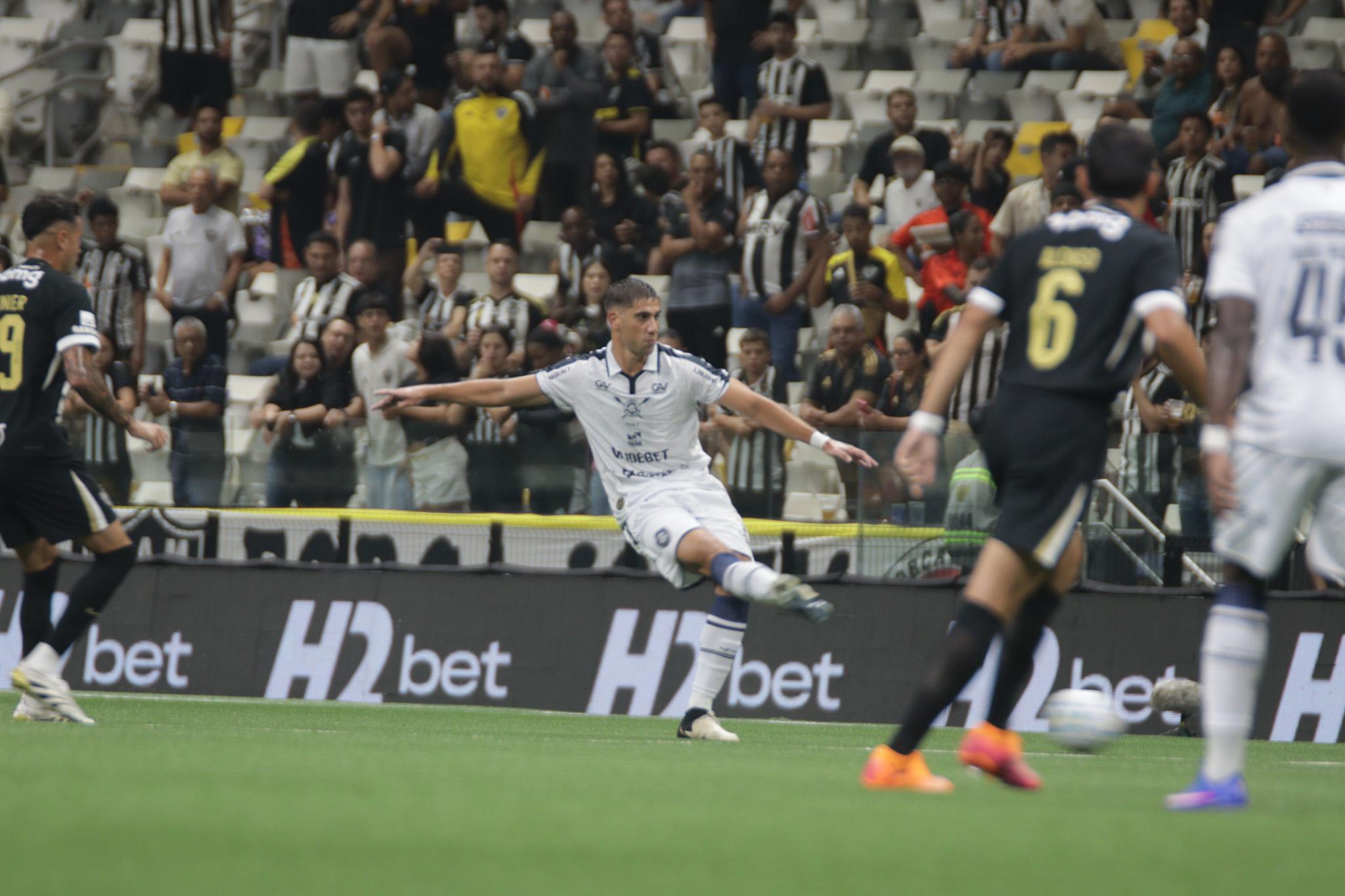 Imagem - CBF divulga análise do VAR em lances polêmicos de Atlético-MG x Remo pelo Brasileirão