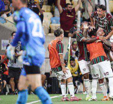 Imagem - Com golaço de Acosta, Fluminense vence o Botafogo e assume vice-liderança do Brasileirão
