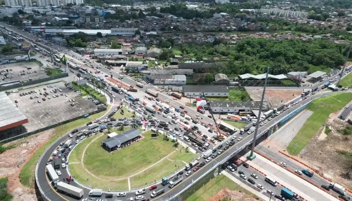 Transito intenso é registrado na BR-316, saída de Belém; confira