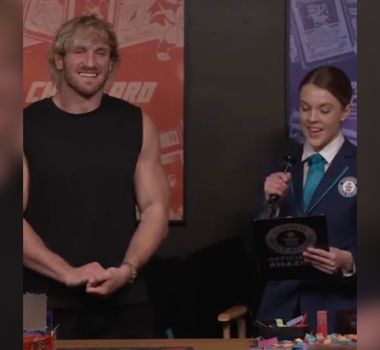 Imagem - Logan Paul vende carta rara de Pokémon por US$ 16,4 milhões e bate recorde