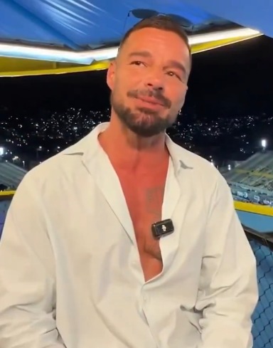 Imagem - Cantor Ricky celebra carnaval no Brasil e surpreende pelo domínio do português