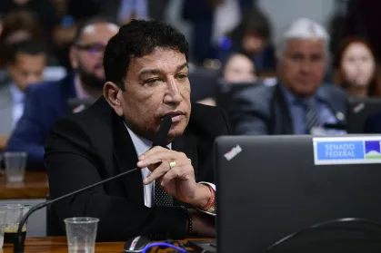 Imagem - Oposição vai à PGR contra desfile com ala sobre evangélicos