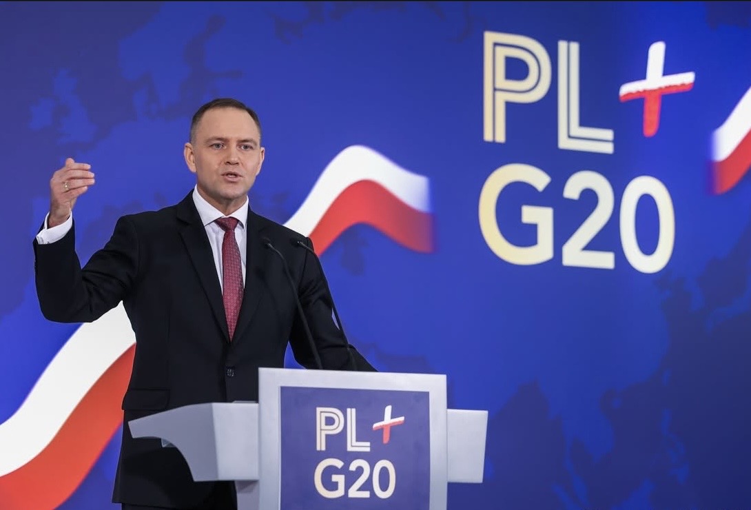 Polônia abre debate sobre arsenal nuclear próprio diante de tensão com a Rússia