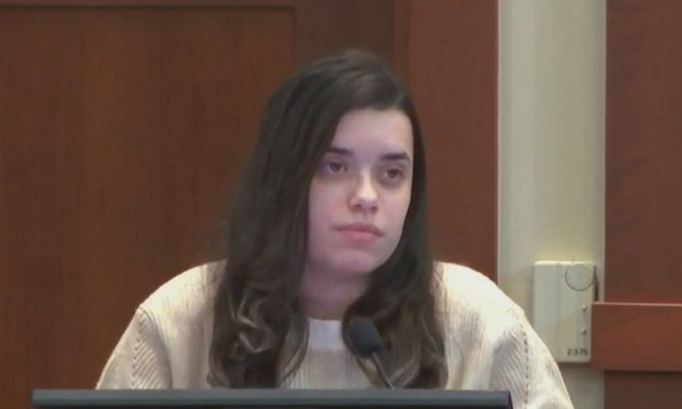 Babá brasileira admite participação em duplo homicídio nos EUA e é condenada a 10 anos

