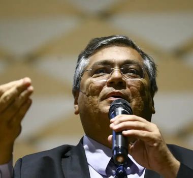 Imagem - Dino proíbe novas leis e atos que criem 'penduricalhos' fora do teto