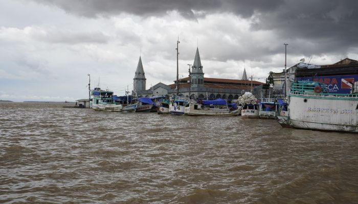 Maré de mais de 3 metros e chuvas intensas elevam risco de alagamentos em Belém