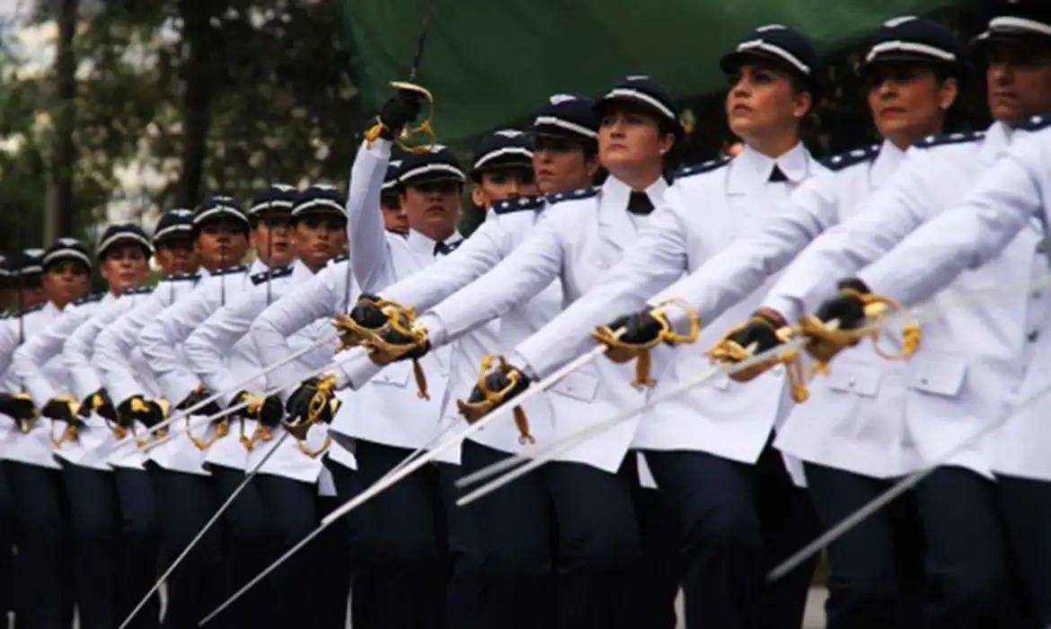Portaria estabelece prazo de seis meses para publicação de edital