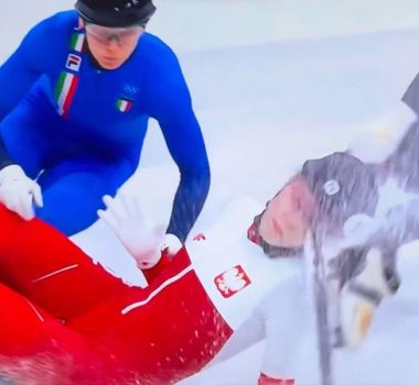 Imagem - Atleta é atingida por lâmina no rosto durante prova nos Jogos de Inverno