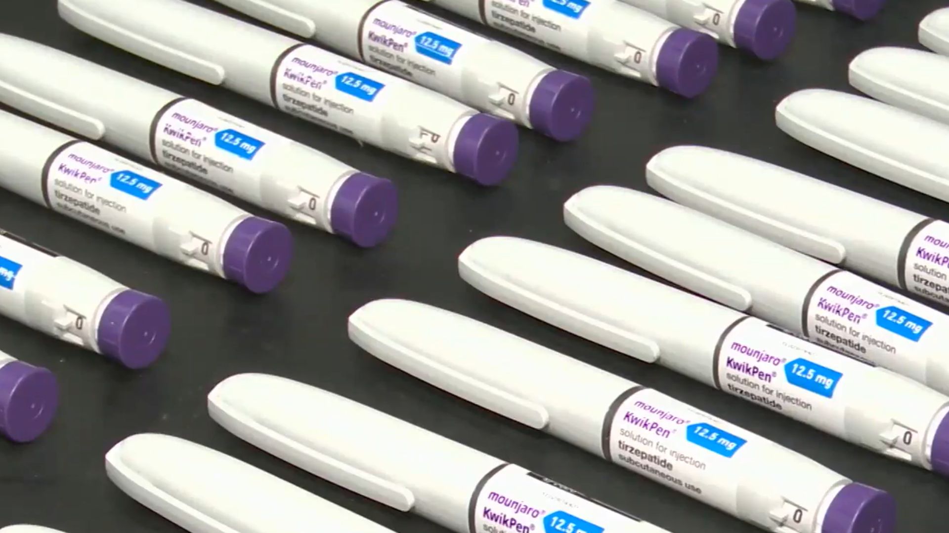 As investigações seguem para identificar possíveis compradores e a origem dos insumos utilizados na produção

