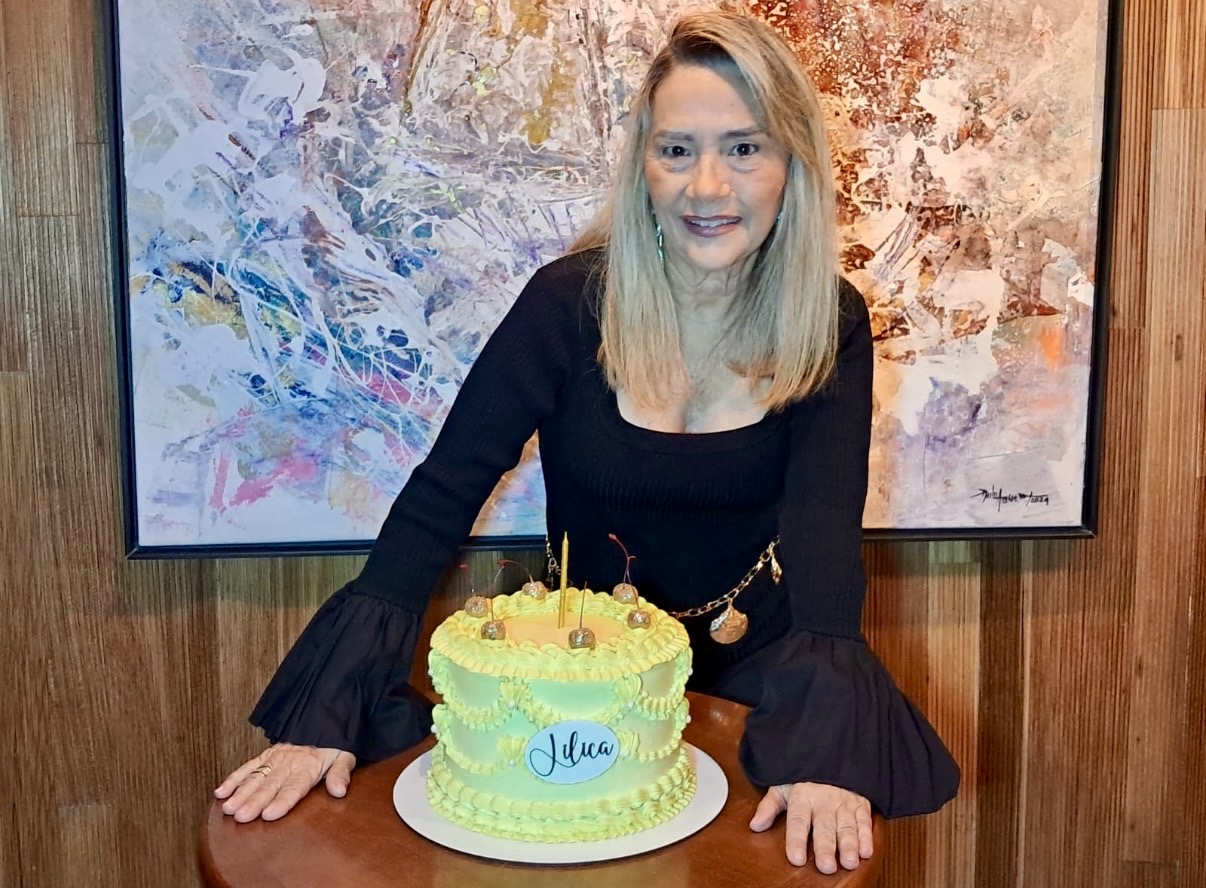 Eliana Grello é a aniversariante deste sábado. Festejou a data com as amigas, no Pissolati Café 