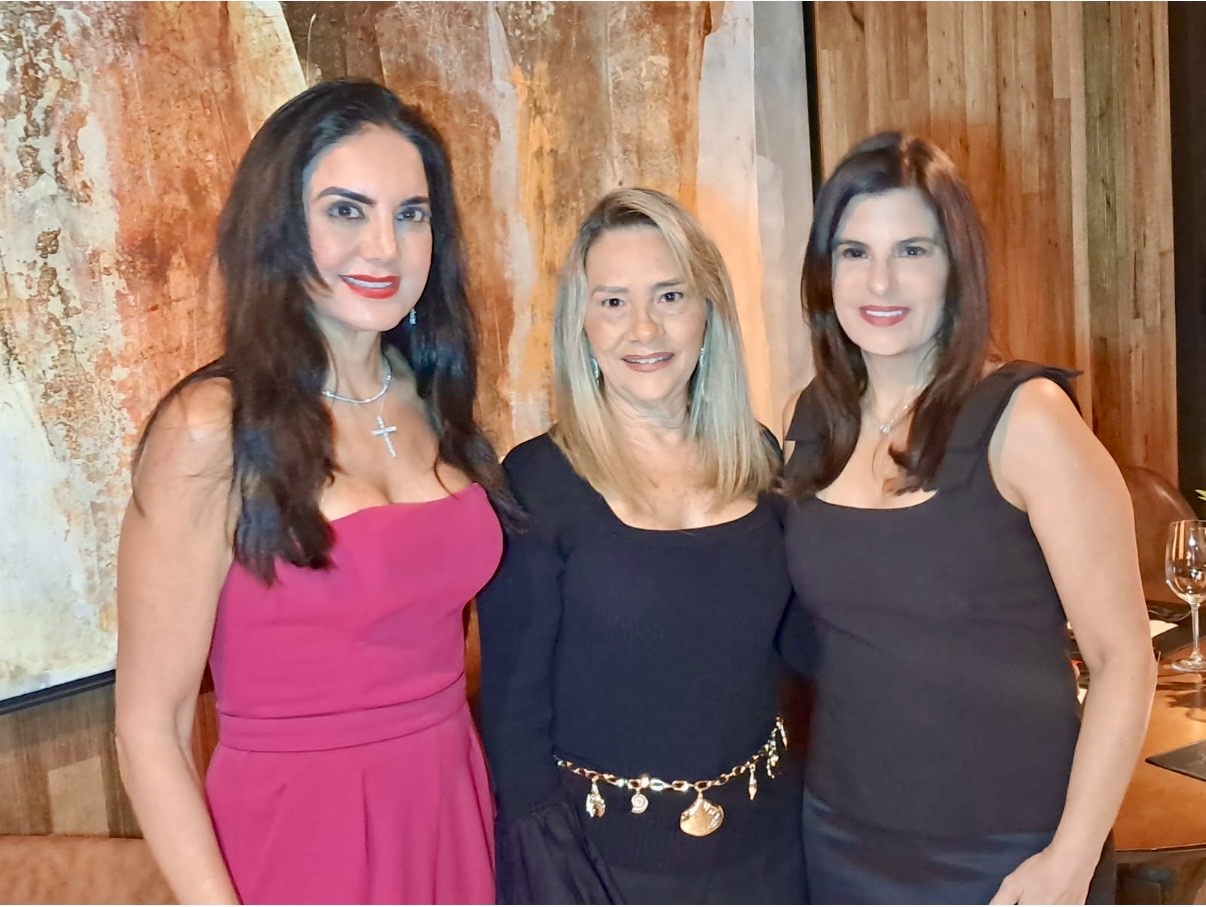 Fadia Freire com Sandra Chady foram festejar Eliana Grello