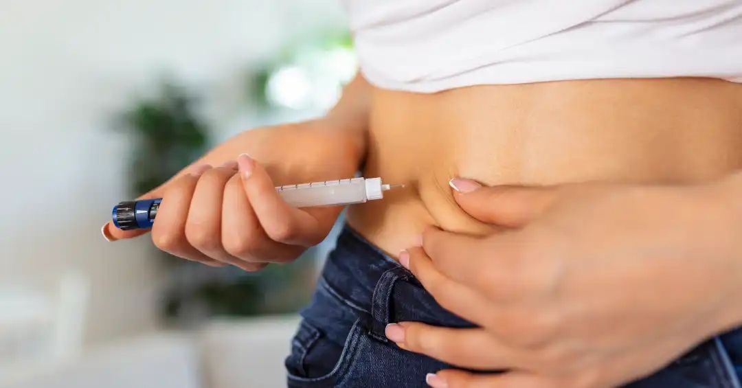 O diabetes tipo 2 é uma das doenças crônicas mais comuns no mundo, com alta incidência em países como Índia e Brasil

