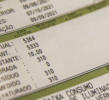 Imagem - Conta de luz deve subir em 2026 e acende alerta em Belém