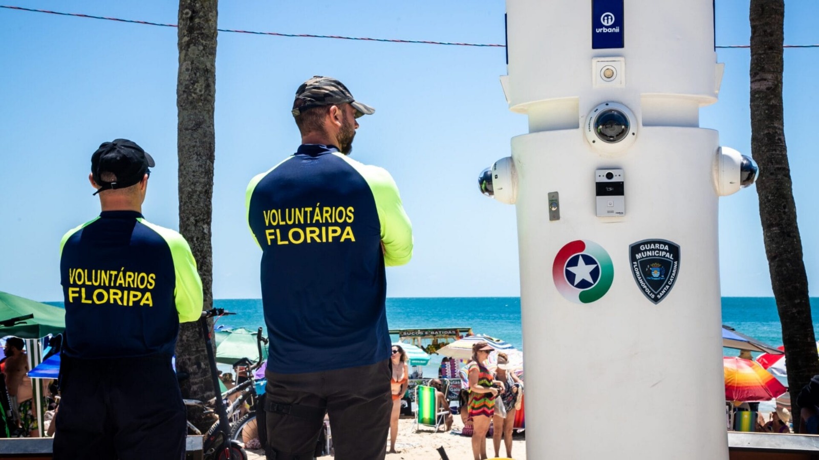 Batizada de “Voluntários Floripa”, a força foi criada com a proposta de atuar em apoio operacional e em projetos sociais