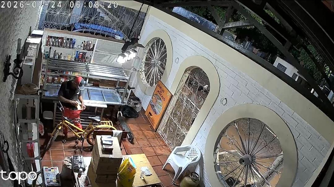 Câmeras registram invasão e furto de perfumes em casa no Marajó