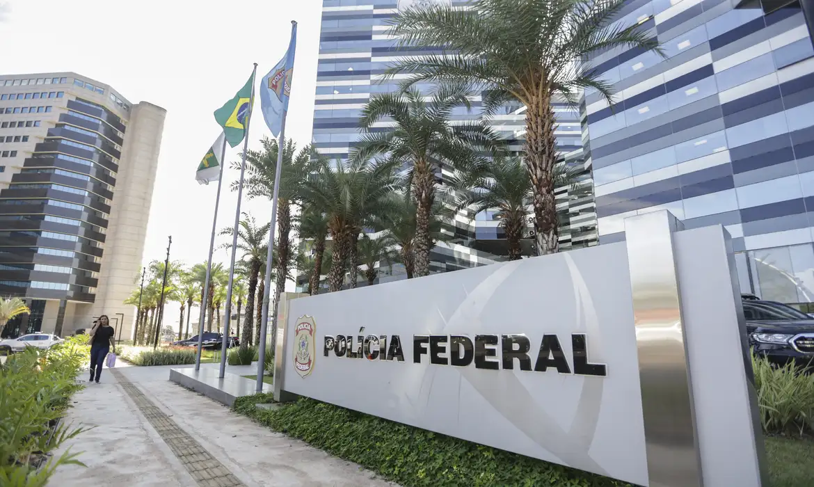 (Sede da Polícia Federal)