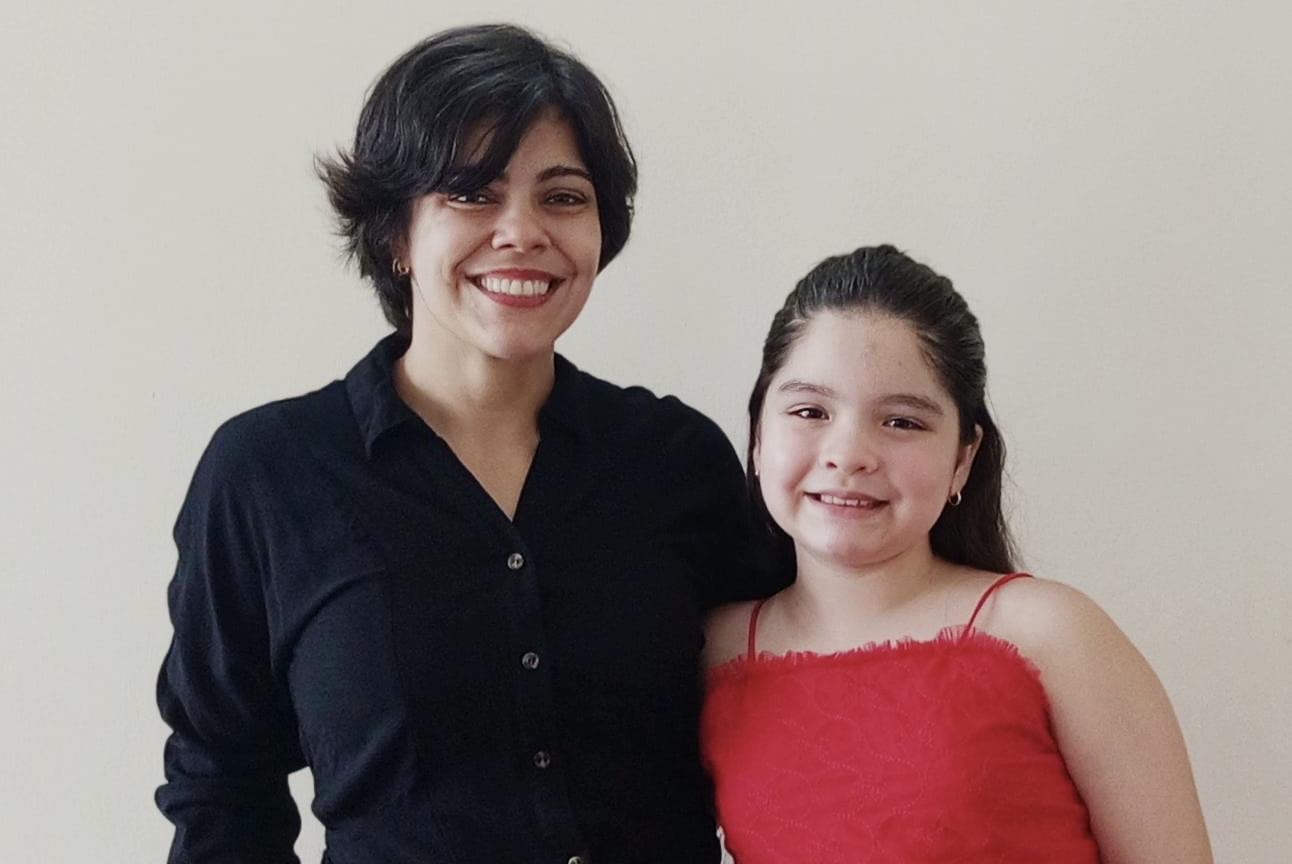 A aniversariante, Cristal Pedroso, e sua mãe, Andrea Barata de Lima. 