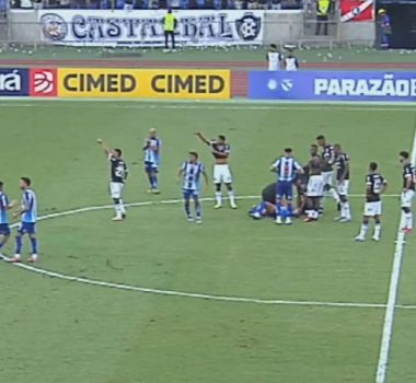 Imagem - Vídeo: Jogador do Paysandu desmaia e deixa Re-Pa de ambulância