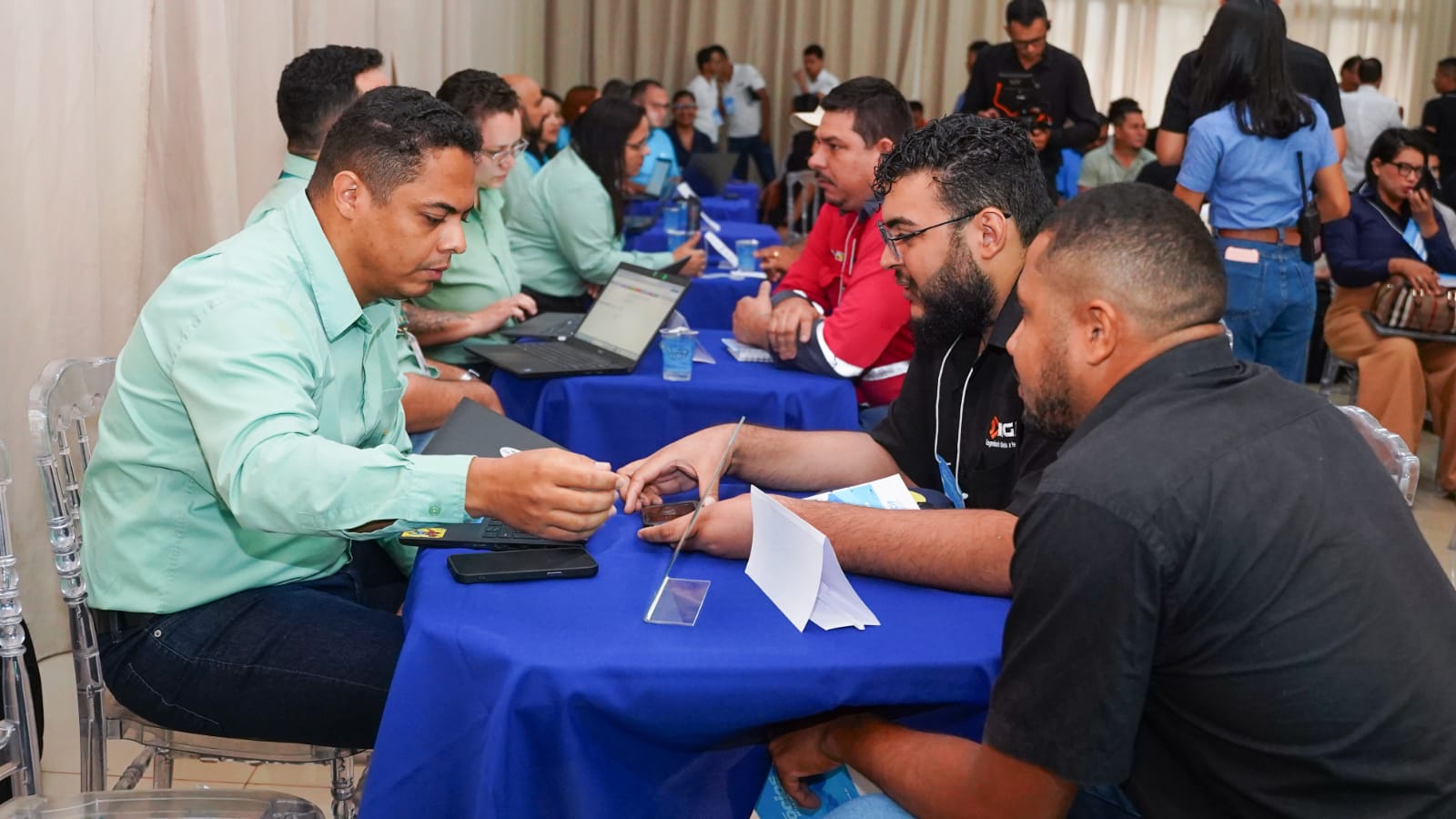Empresas locais recebem R$ 18,6 bilhões em contratos de fornecimento.
