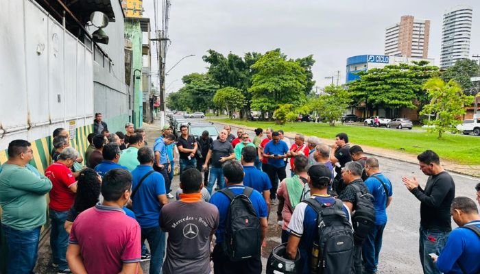 Paralisação de rodoviários deixa passageiros sem ônibus em Belém