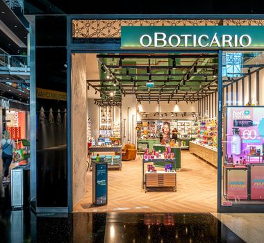 Imagem - Com quase 4 mil lojas e atuação em 16 países, O Boticário é o maior varejo de beleza do mundo