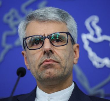 Imagem - Irã acusa EUA e Israel de crimes de guerra após ataques que atingiram uma escola e um hospital